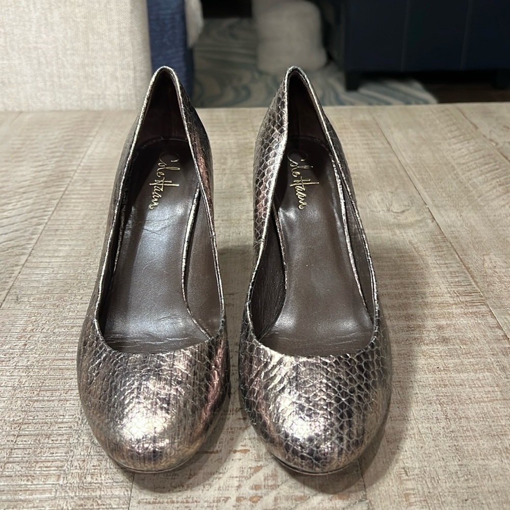 Cole Haan Reptile Metallic Leather Round Toe Pumps Size 9 1/2 B